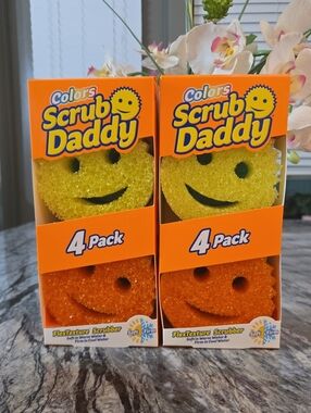 Colors 4-Pack Smiley Face Scrubbers - Yellow & Orange